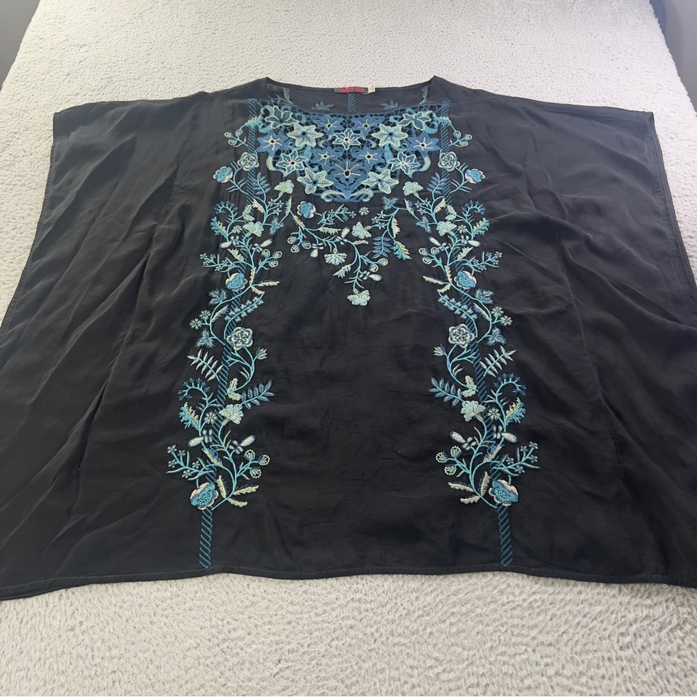Johnny Was Rebecca Poncho Top Womens S / M Black Floral Embroidered Tunic Boho - Picture 8 of 11